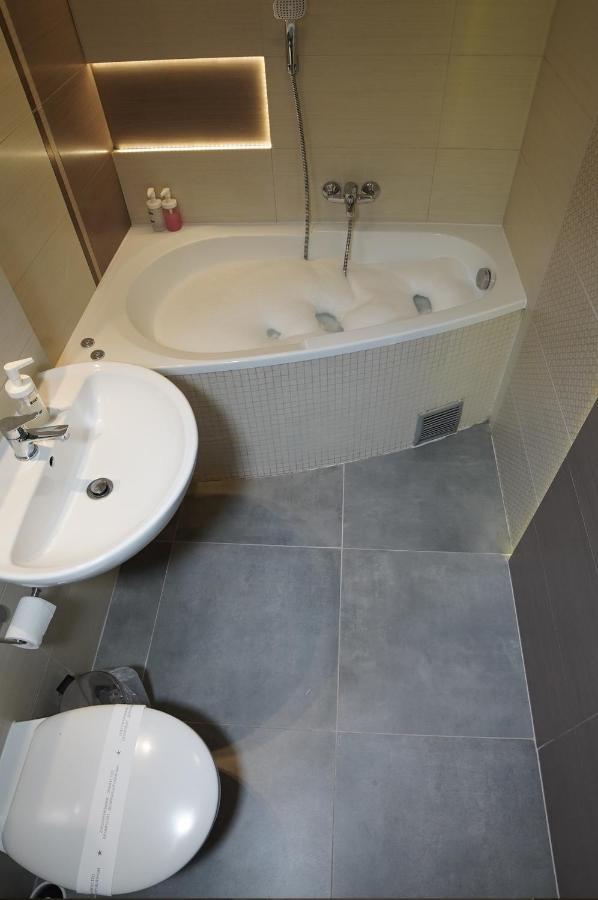 Cracovia Apartments מראה חיצוני תמונה